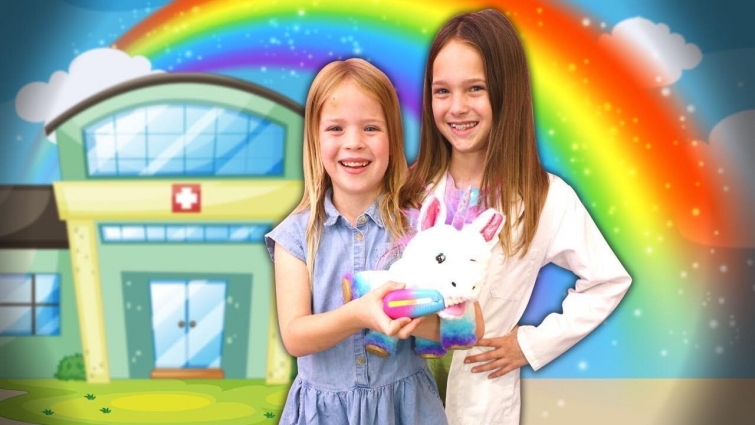 Toy Doctor Lucy Cures Addy's Giggles with Rainglow Unicorn Vet