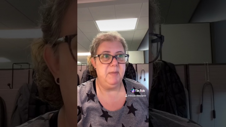 #Vet pulls #botfly #larvae out of #kittens #nose in #North #Carolina!