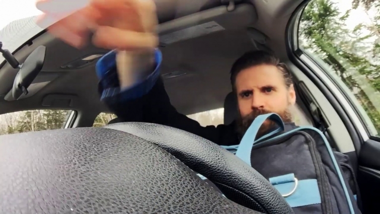 Cat Meows 137 Times on the Way to Vet || ViralHog