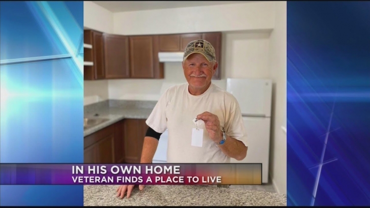 Formerly homeless, Army vet becomes a homeowner