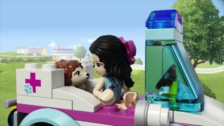 Vet Ambulance – LEGO Friends – 41086 – Product Animation