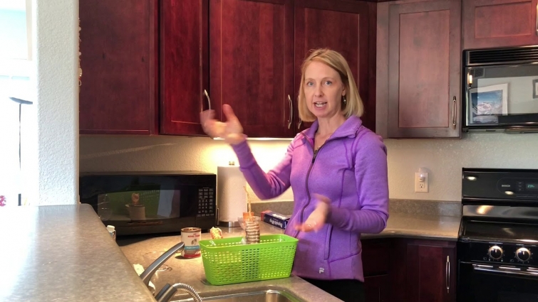 Dog Fireworks Phobia Survival Guide – Video 20: Use a Treat Tray for Homemade Frozen Dog Treats