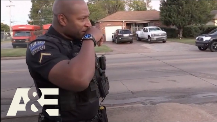Live PD: Officer Gets Emotional After Talk w/ Veteran (Season 4) | A&E