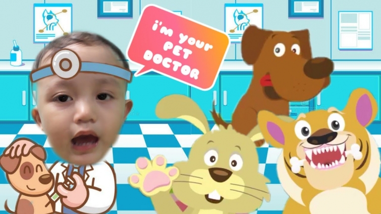 Playing Pet Doctor with ZaiRon| ABC Animal Adventures