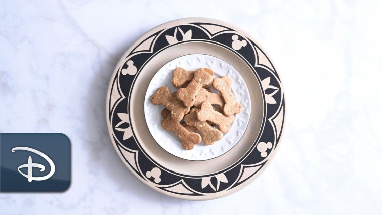 Learn How to Make ‘Park Bark’ Dog Treats!
