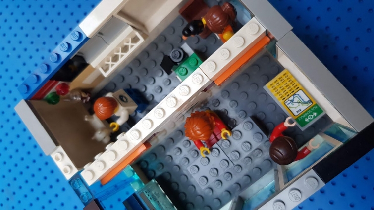 Custom LEGO Travel Agency and Vet Clinic ! Custom LEGO Video #3