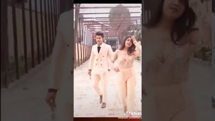 Pahilo Palta vet Huda lajayeki thiye /Pooja Sharma and Akash Shrestha tiktok video#Puaa